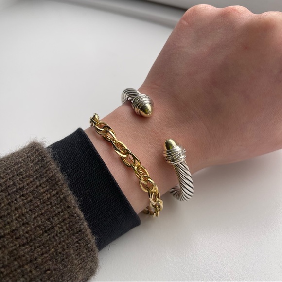 David Yurman Cable Bracelet with Gold Dome and Diamonds - Picture 4 of 8